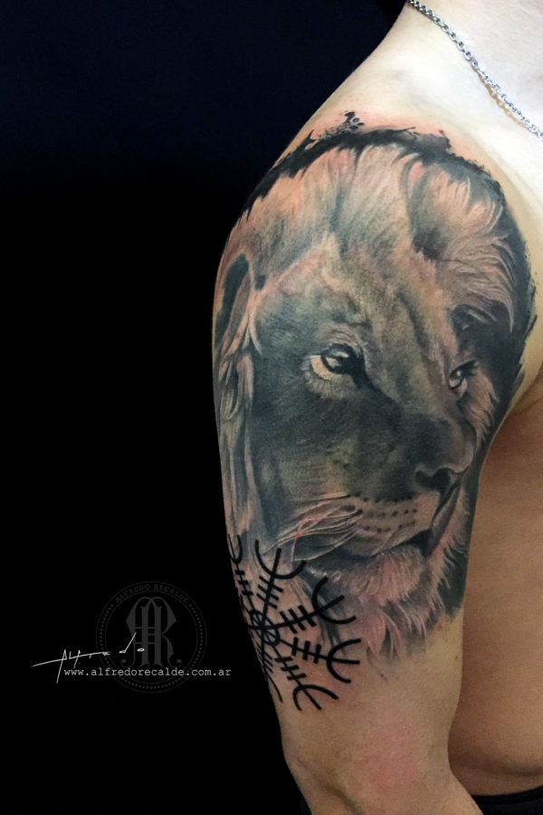 leon curado